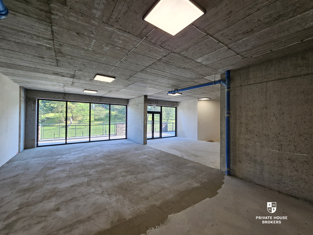 Lokal usługowy na sprzedaż, 664,7 m², Kraków - zdjęcie 1