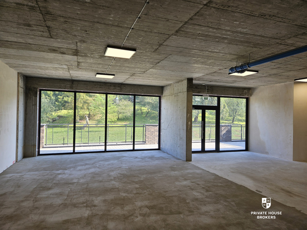 Lokal usługowy na sprzedaż, 664,7 m², Kraków - zdjęcie 2