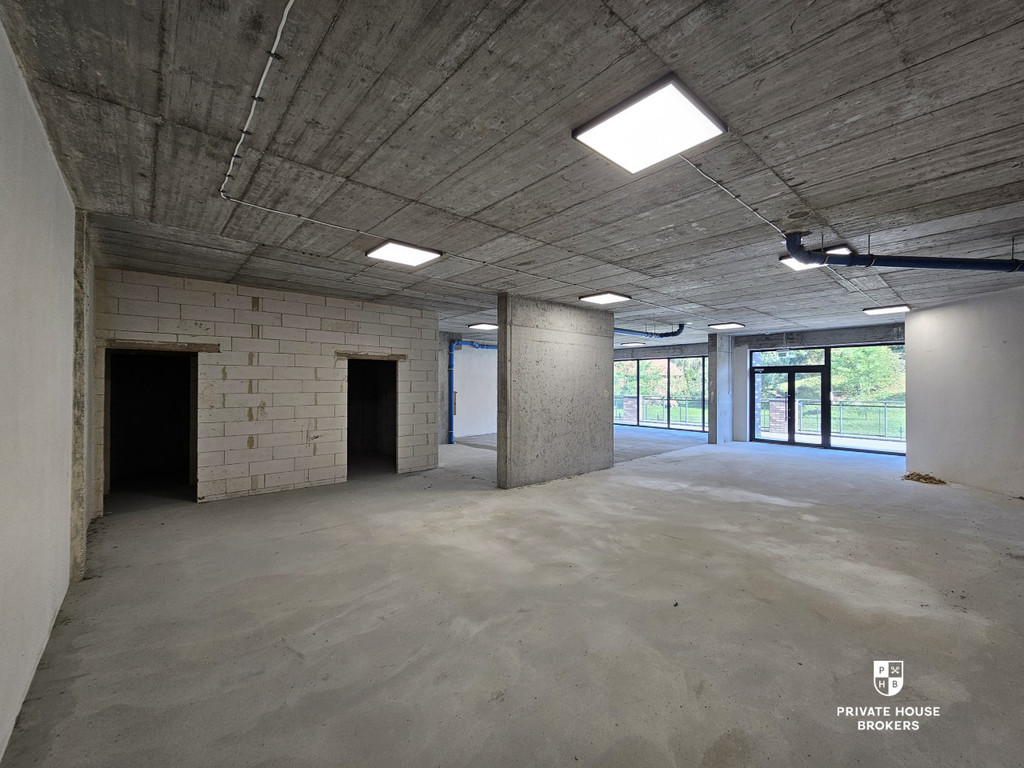 Lokal usługowy na sprzedaż, 664,7 m², Kraków - zdjęcie 3
