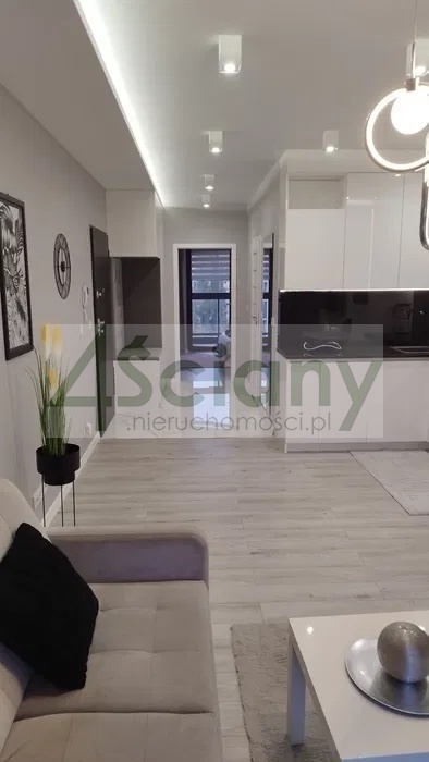 Mieszkanie 44 m², Warszawa, Śródmieście, Grzybowska - zdjęcie 3