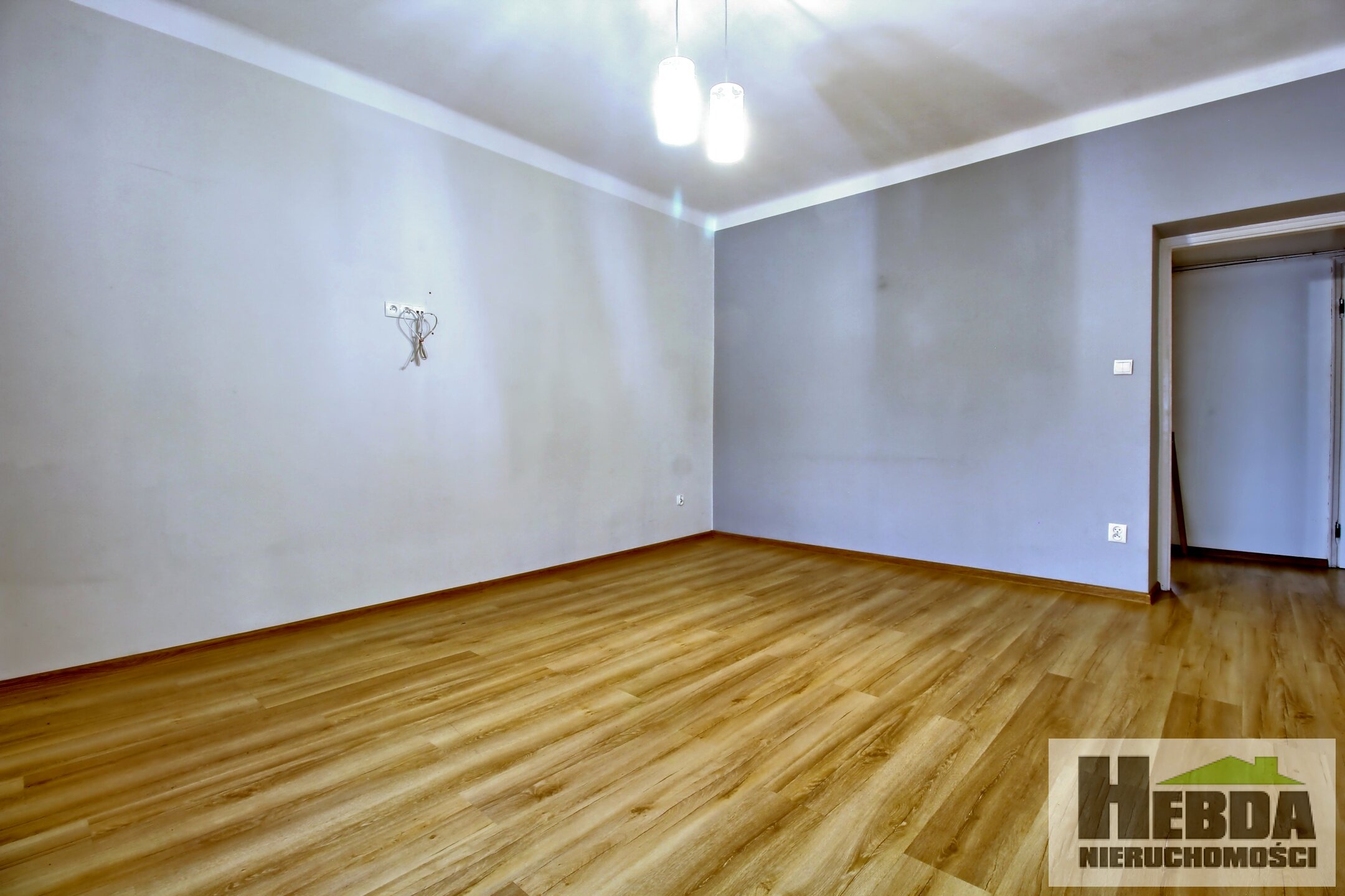 Ścisłe Centrum !!! 54,2 m2 !!! 2 Piętro !!! - zdjęcie 2