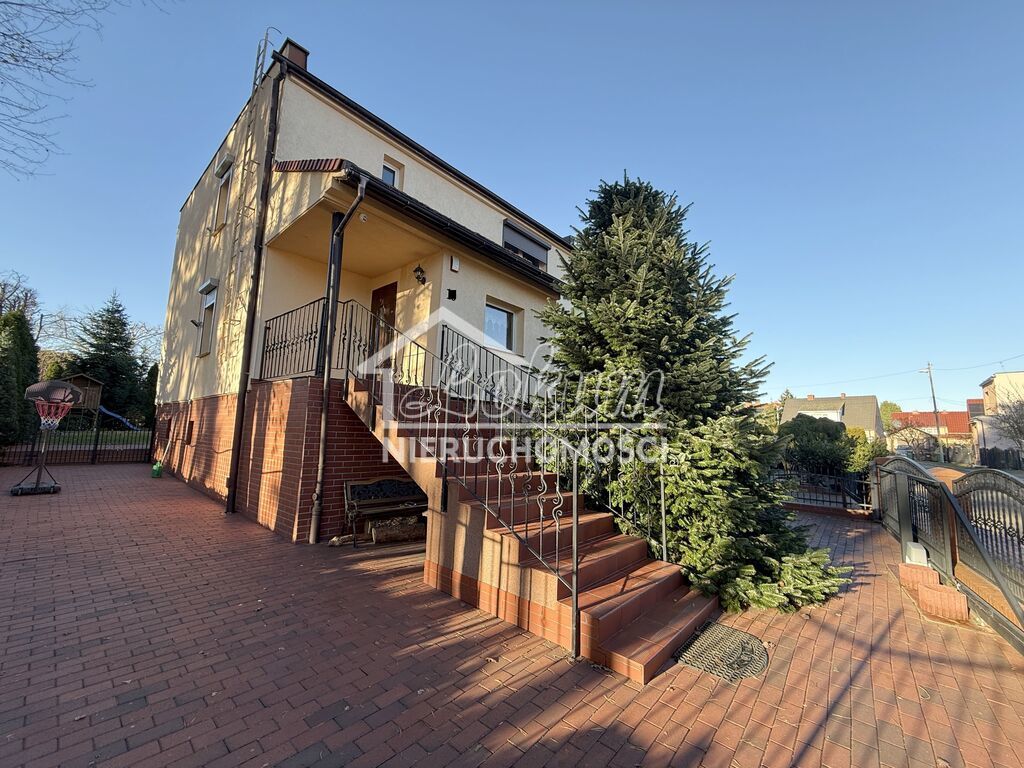 Dom 130&nbsp;m², Police - zdjęcie 1