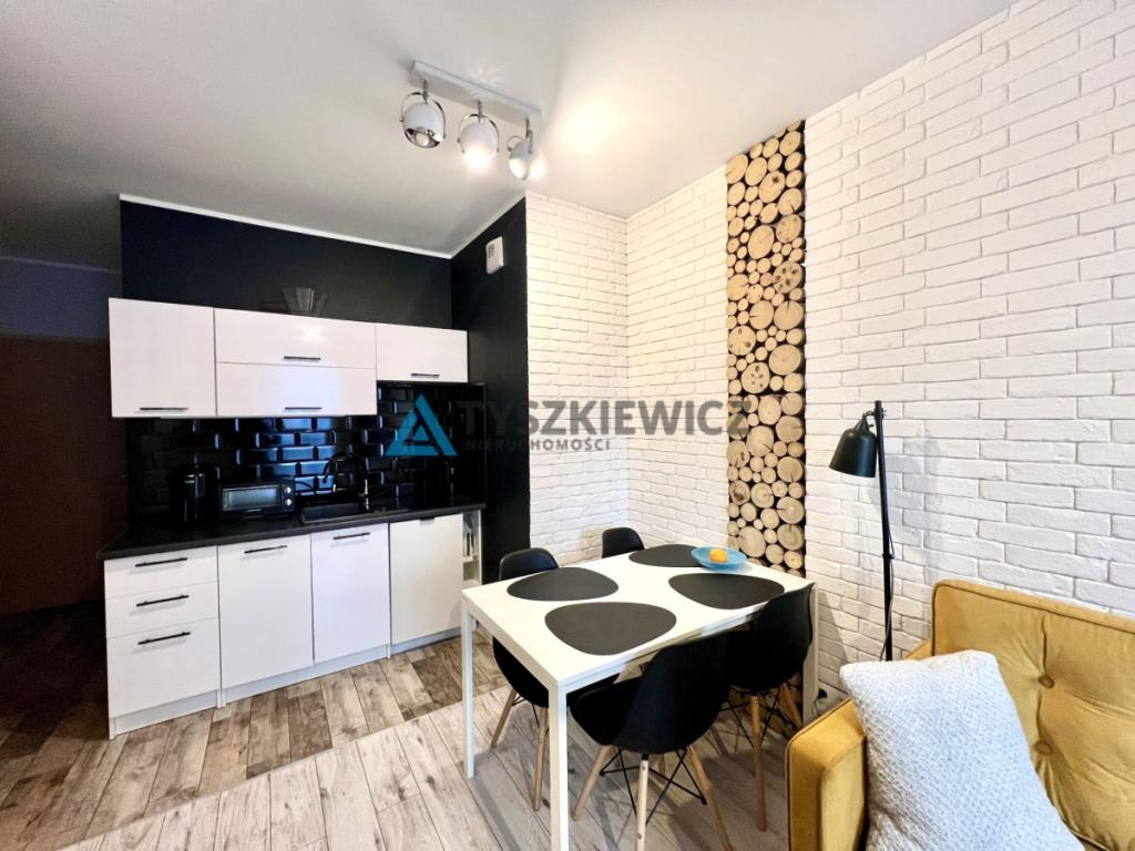 Wyjątkowa nieruchomość inwestycyjna - 2 mieszkania - zdjęcie 3