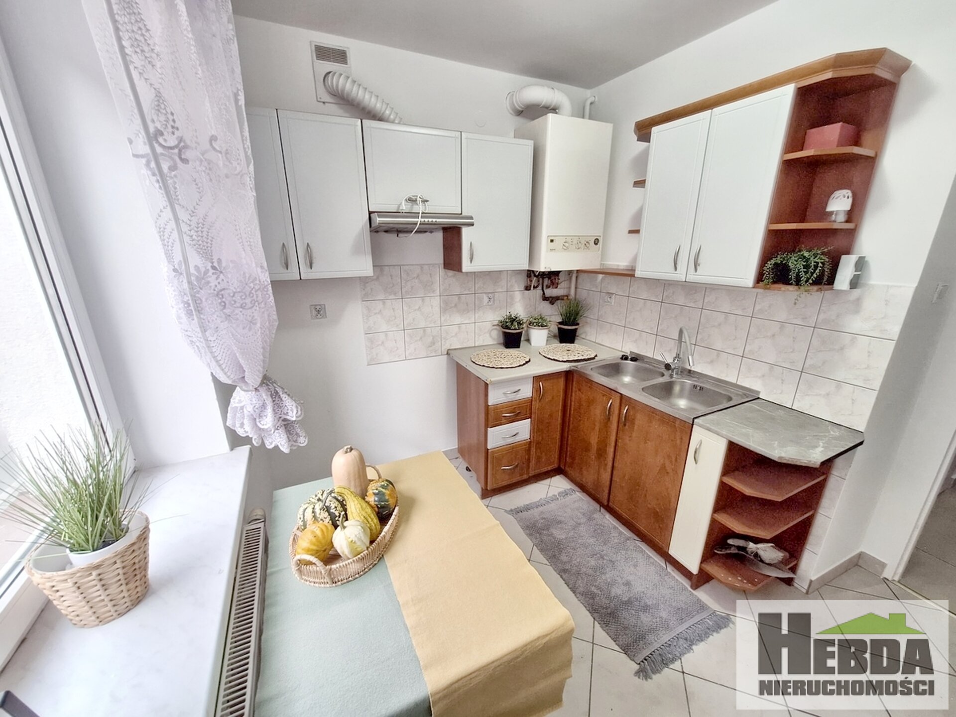 Atrakcyjne mieszkanie na sprzedaż w ścisłym centrum Tarnowa !!! - zdjęcie 3