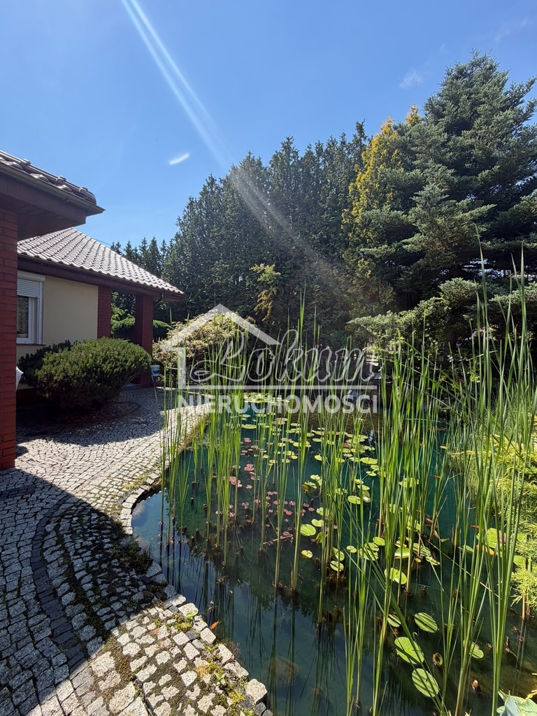 Dom 200 m², Bierzwnik, Kwiatowa - zdjęcie 1
