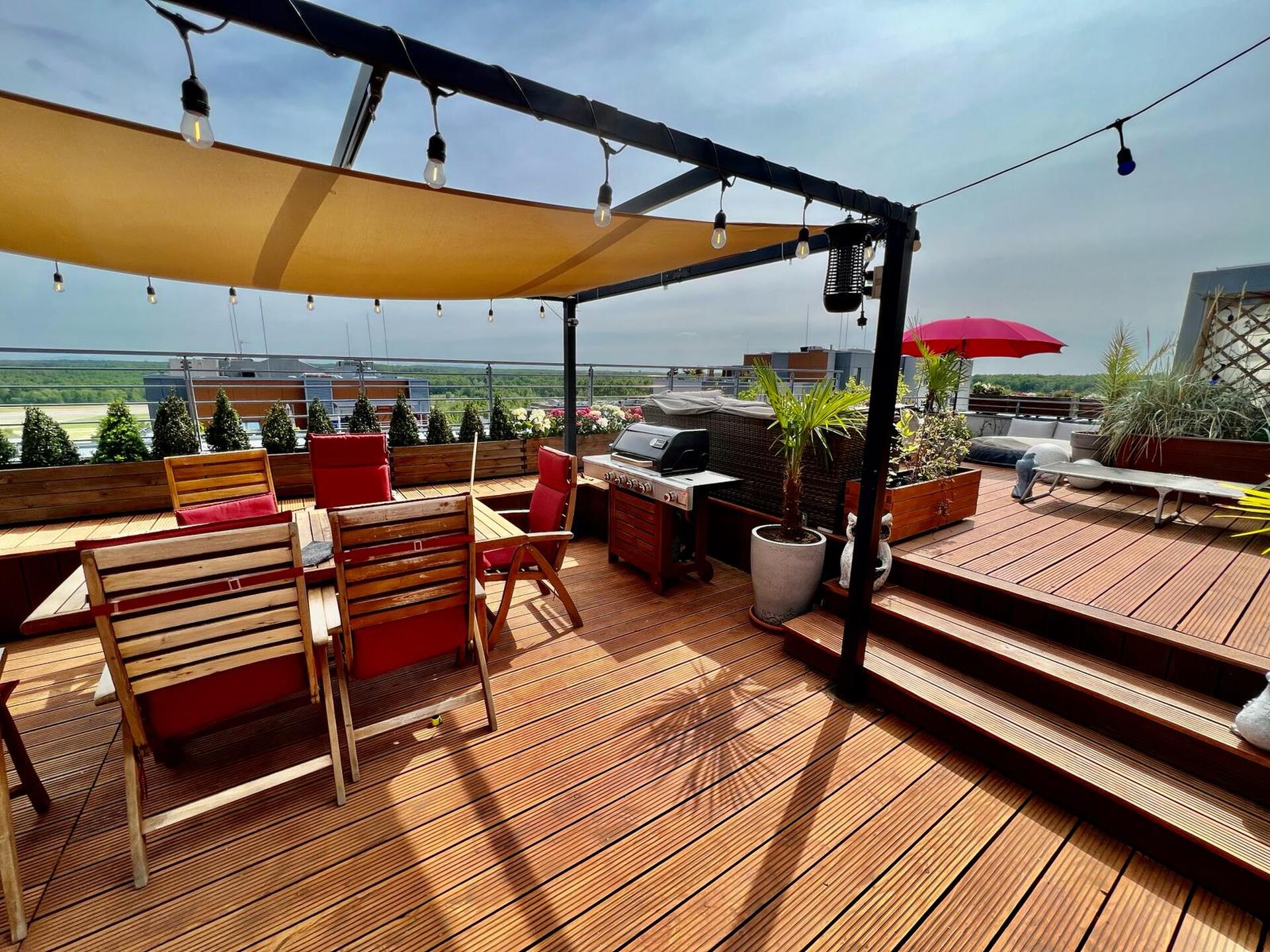 Niepowtarzalny lux apartament z ogromnym 100 m2 tarasem, 4 pok 136m2, 2 łazienki, 2 garaże Osiedle strzeżone. - zdjęcie 16