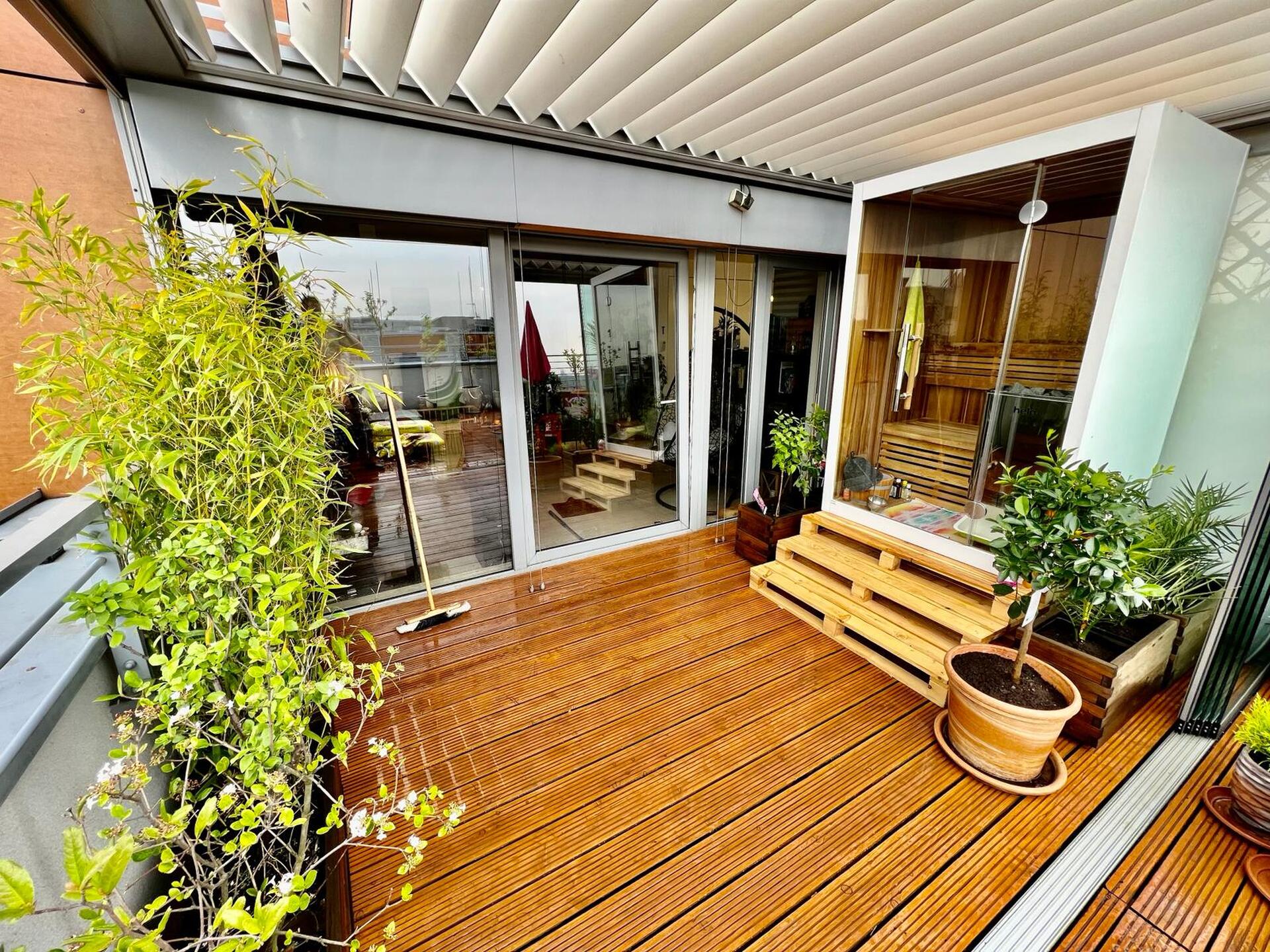 Niepowtarzalny lux apartament z ogromnym 100 m2 tarasem, 4 pok 136m2, 2 łazienki, 2 garaże Osiedle strzeżone. - zdjęcie 19