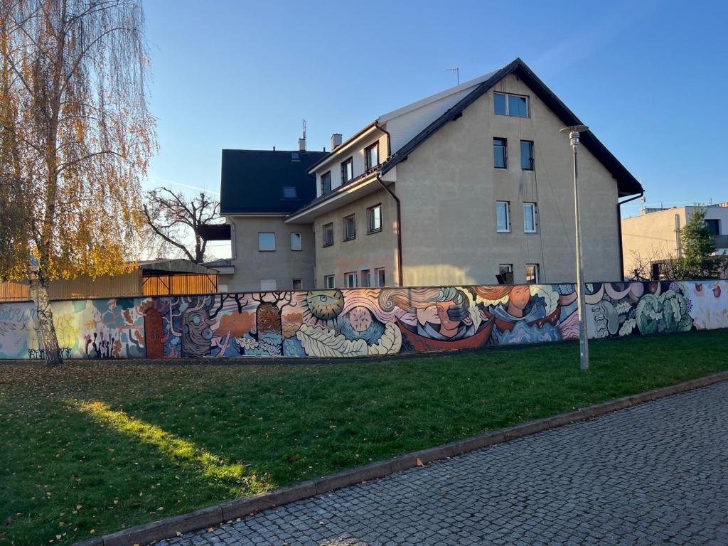 Dom 775&nbsp;m², Wrocław, Psie Pole, Serbska - zdjęcie 2