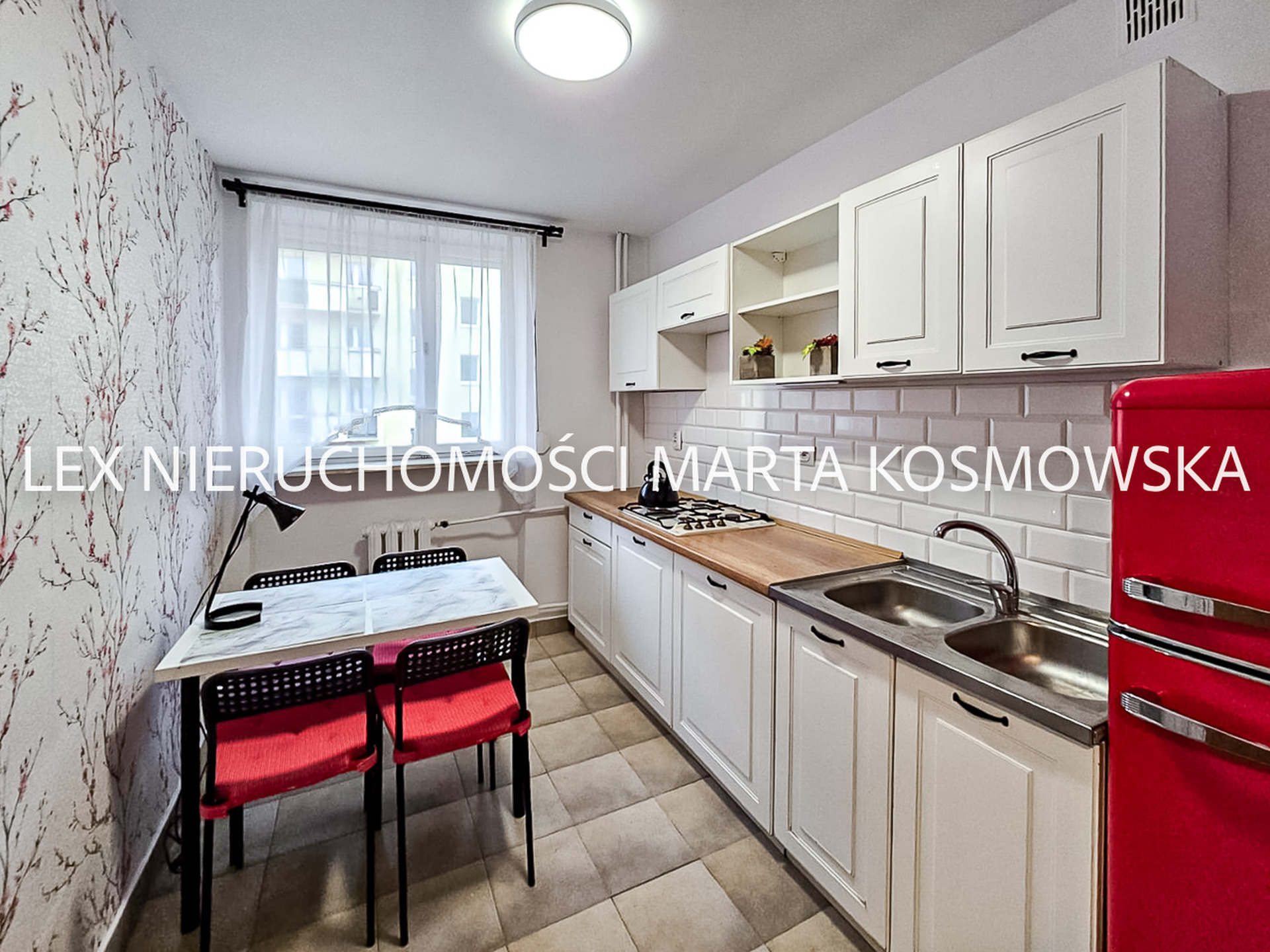 Śródmieście ul. Krucza, 3 pok. 63m , rozkładowe: pokoje i kuchnia osobno, piwnica 9 m - zdjęcie 8
