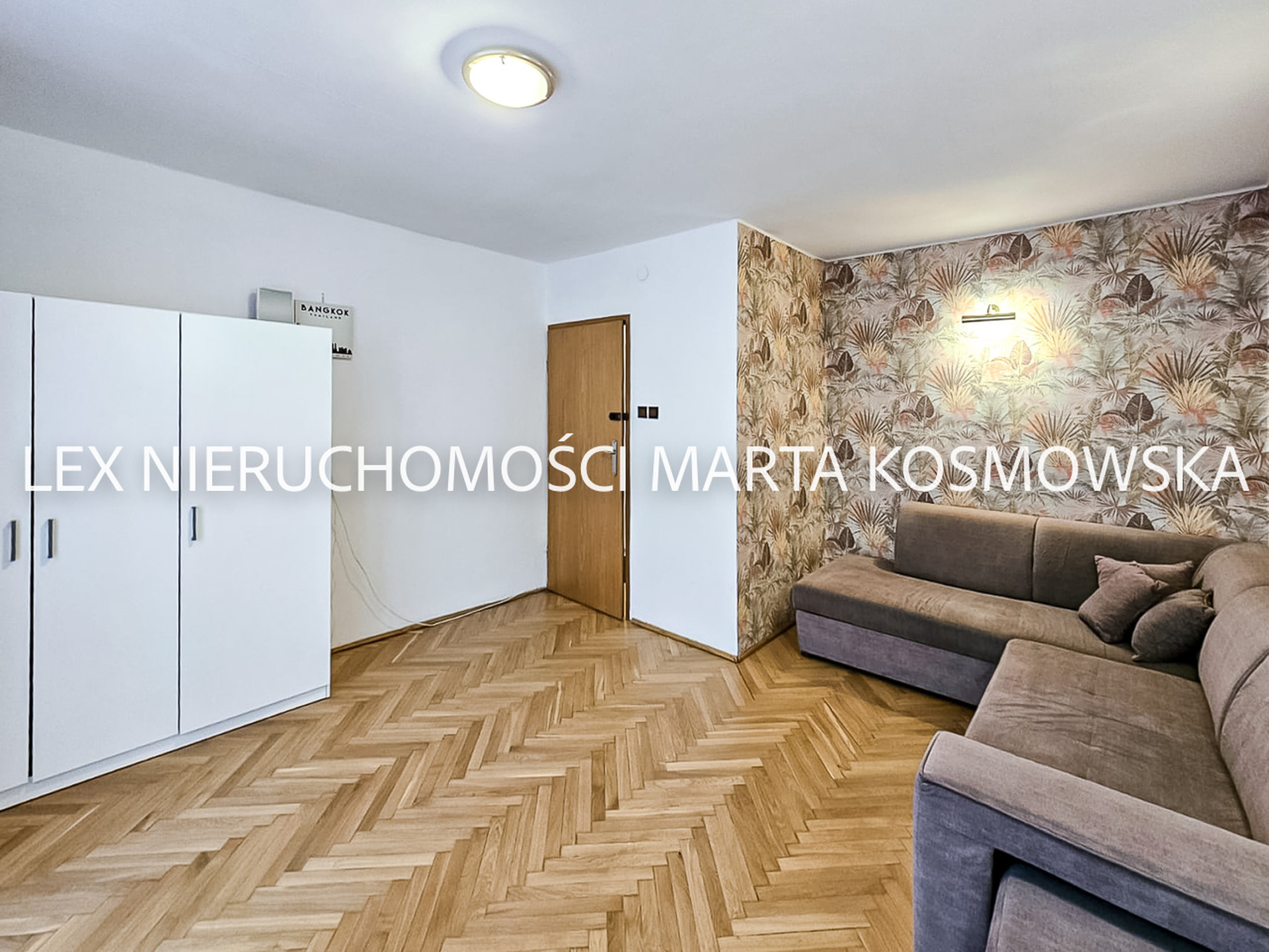Śródmieście ul. Krucza, 3 pok. 63m , rozkładowe: pokoje i kuchnia osobno, piwnica 9 m - zdjęcie 1