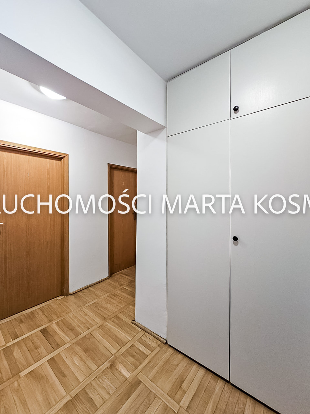 Śródmieście ul. Krucza, 3 pok. 63m , rozkładowe: pokoje i kuchnia osobno, piwnica 9 m - zdjęcie 19