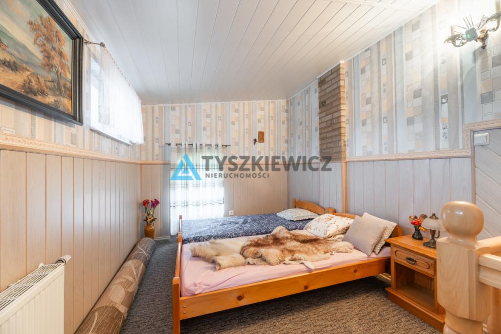 Piękny dom blisko jeziora i lasu - zdjęcie 11