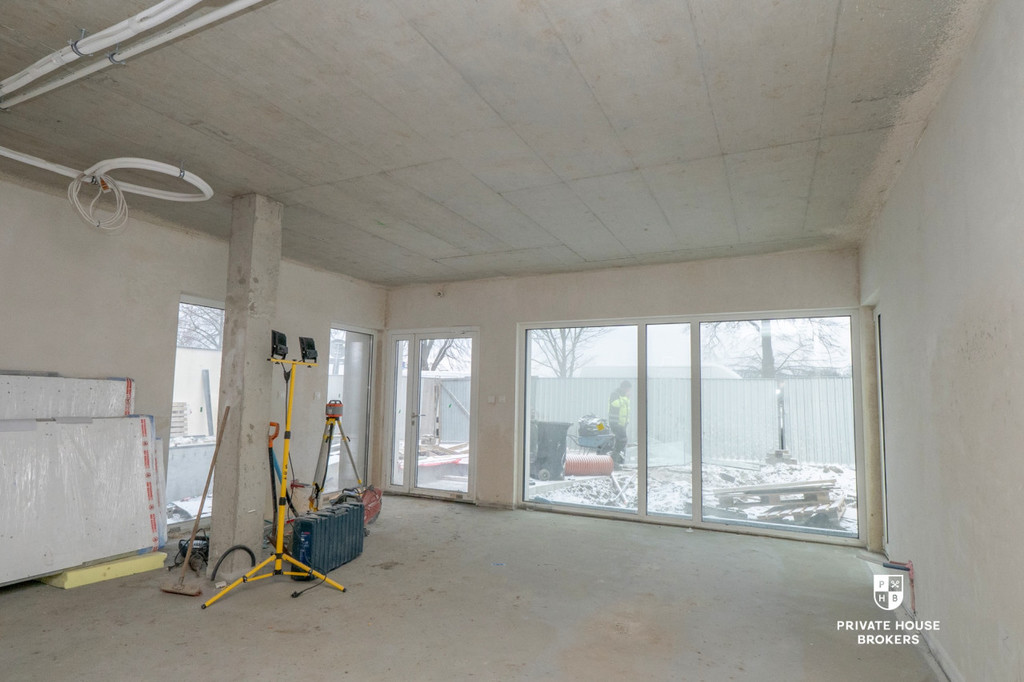 Lokal usługowy do wynajęcia, 77,42&nbsp;m², Kraków, Krowodrza, al. marsz. Ferdynanda Focha - zdjęcie 2