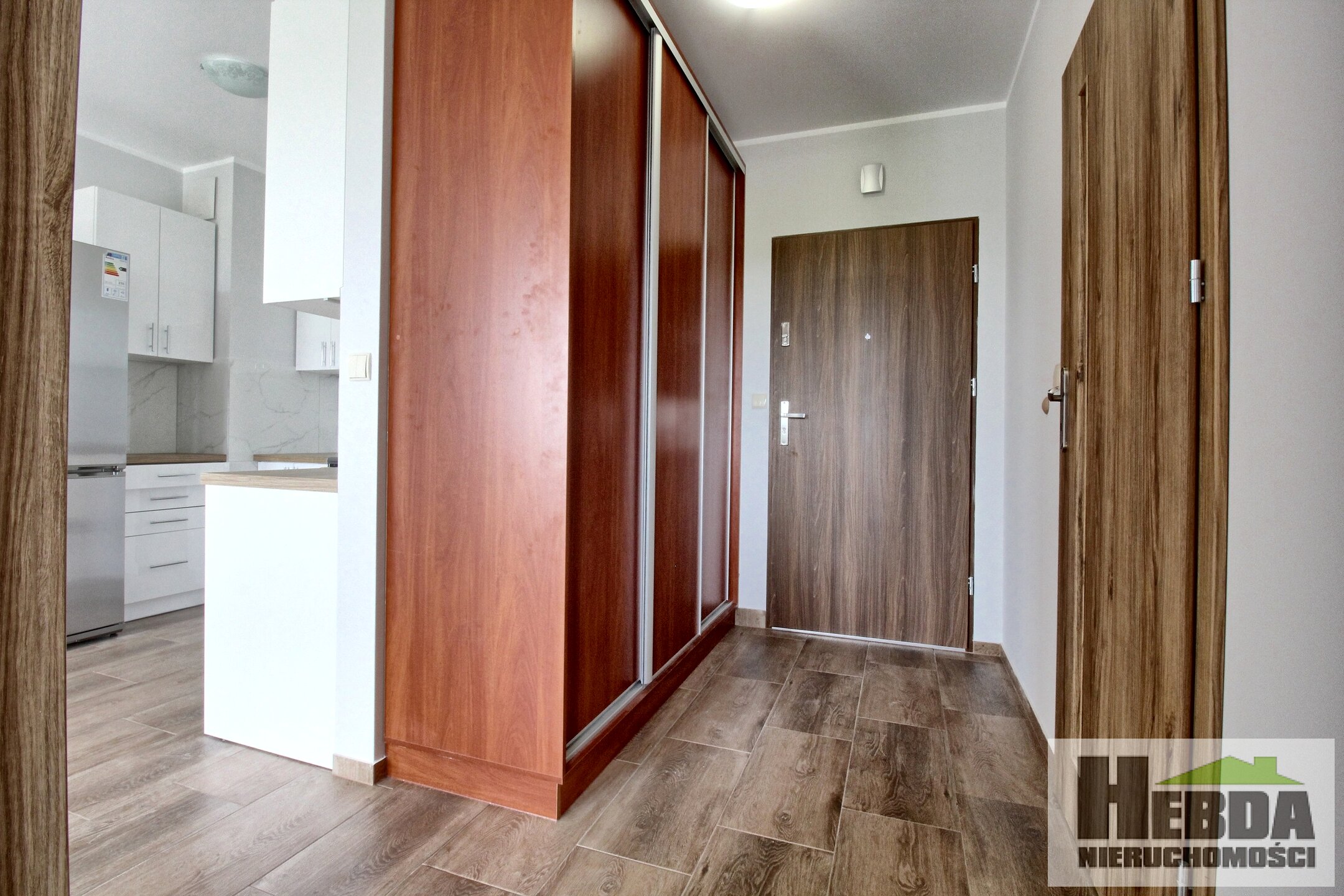 Na wynajem mieszkanie 2 pokojowe z parkingiem !!! - zdjęcie 10