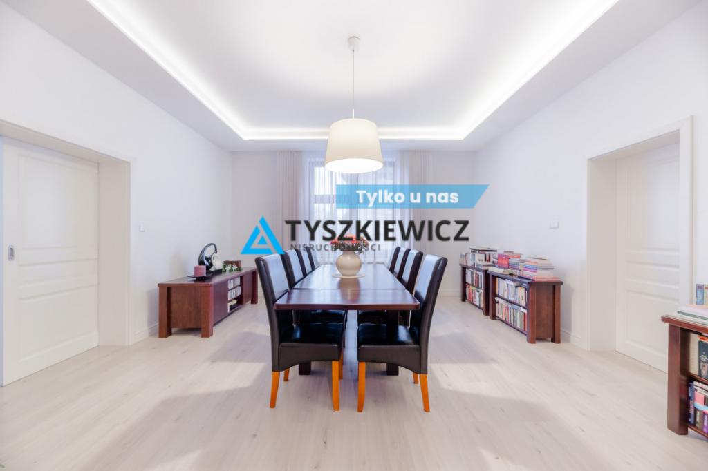 Wyjątkowa Kamienica w Sercu Sławna -Odrestaurowana - zdjęcie 1