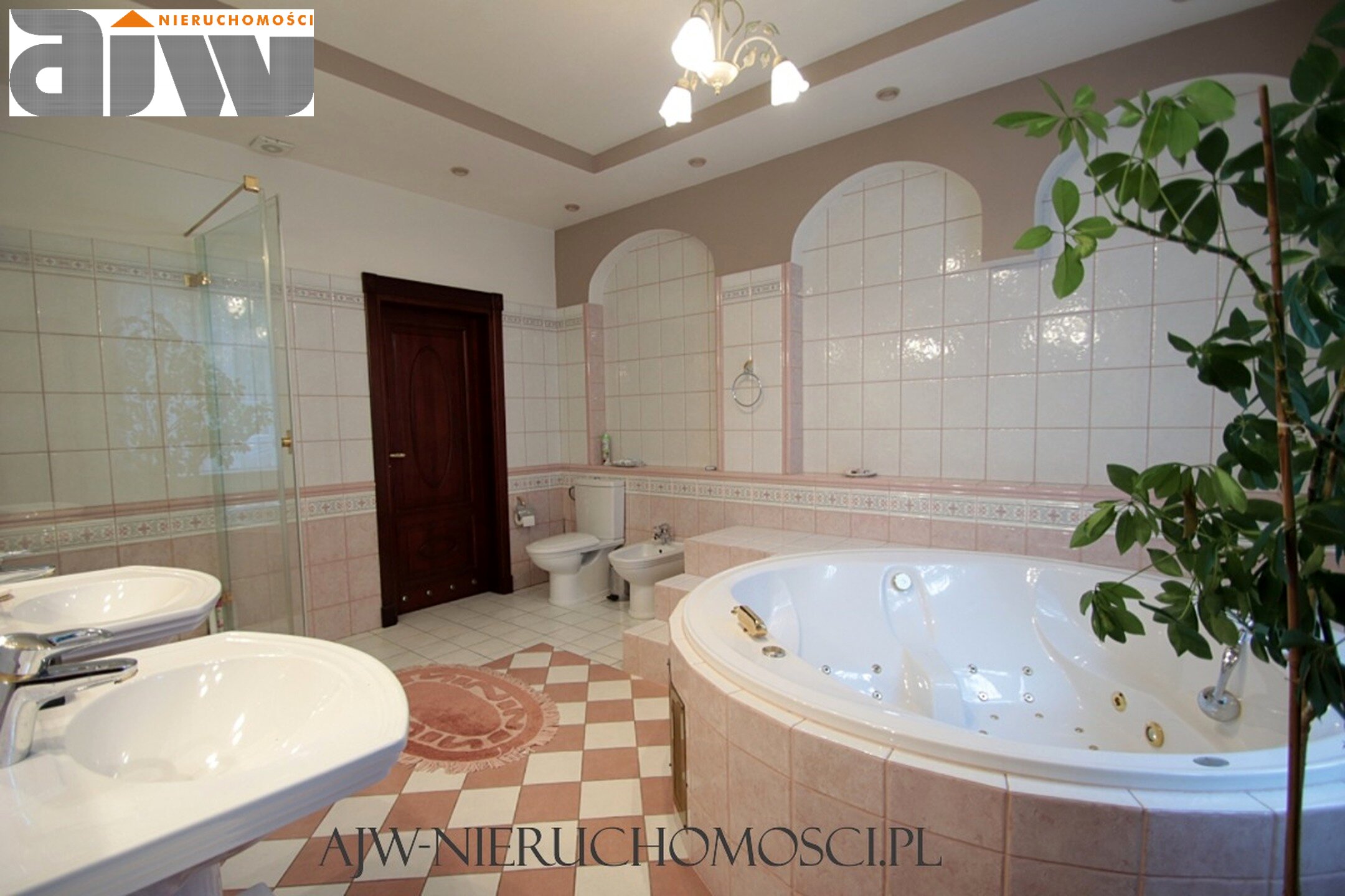 Rezydencja z basenem Izabelin C duża działka - zdjęcie 9