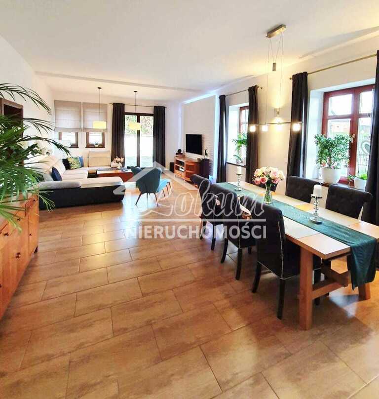 Dom 506,78&nbsp;m², Stobno - zdjęcie 1