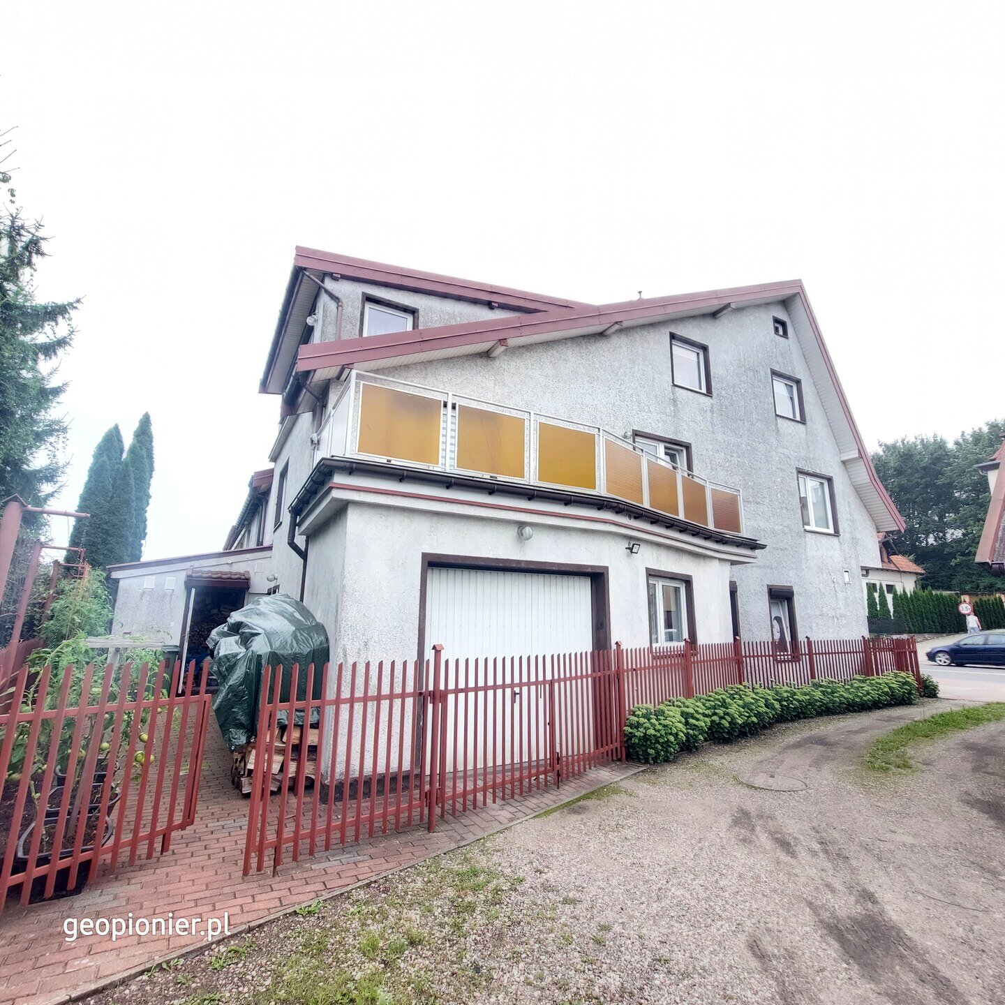 VI-223 Duży dom w Ostródzie, mieszkalno-usługowy, z garażem - zdjęcie 1