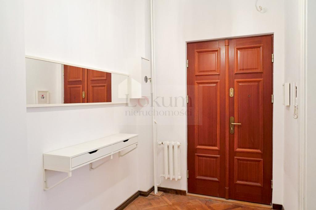 Kamienica przy Uniwersytecie Muzycznym F. Chopina - zdjęcie 11