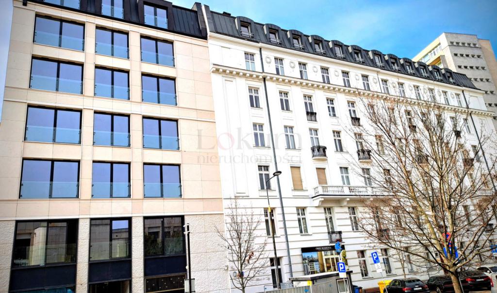 Kamienica przy Uniwersytecie Muzycznym F. Chopina - zdjęcie 1