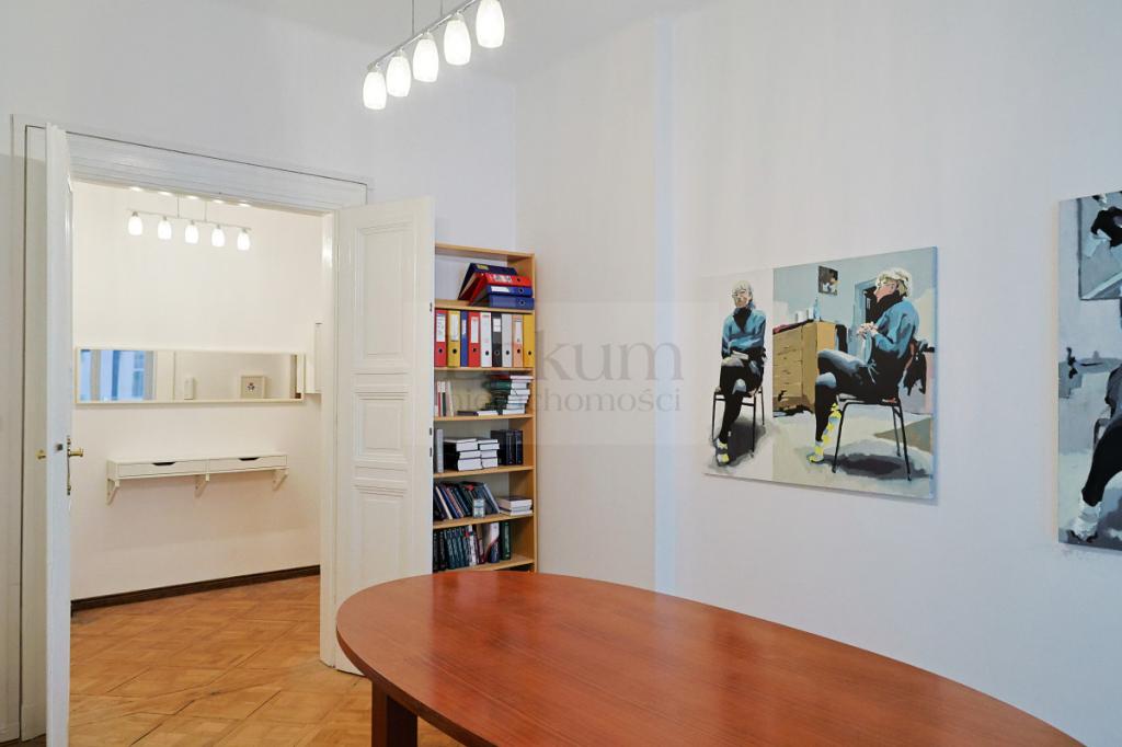 Kamienica przy Uniwersytecie Muzycznym F. Chopina - zdjęcie 6