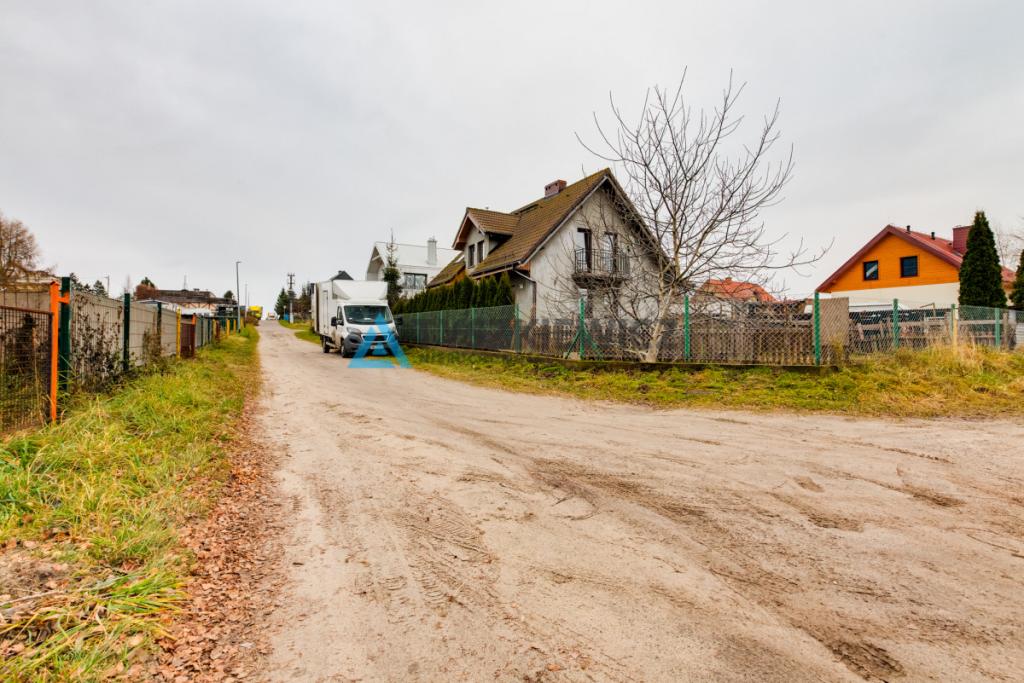 Działka rekreacyjna z mediami i stacją EV - zdjęcie 20