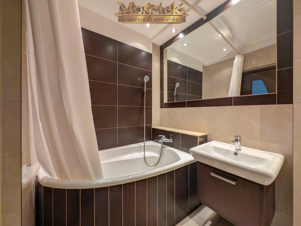 Ciche mieszkanie na elitarnym osiedlu. - zdjęcie 13