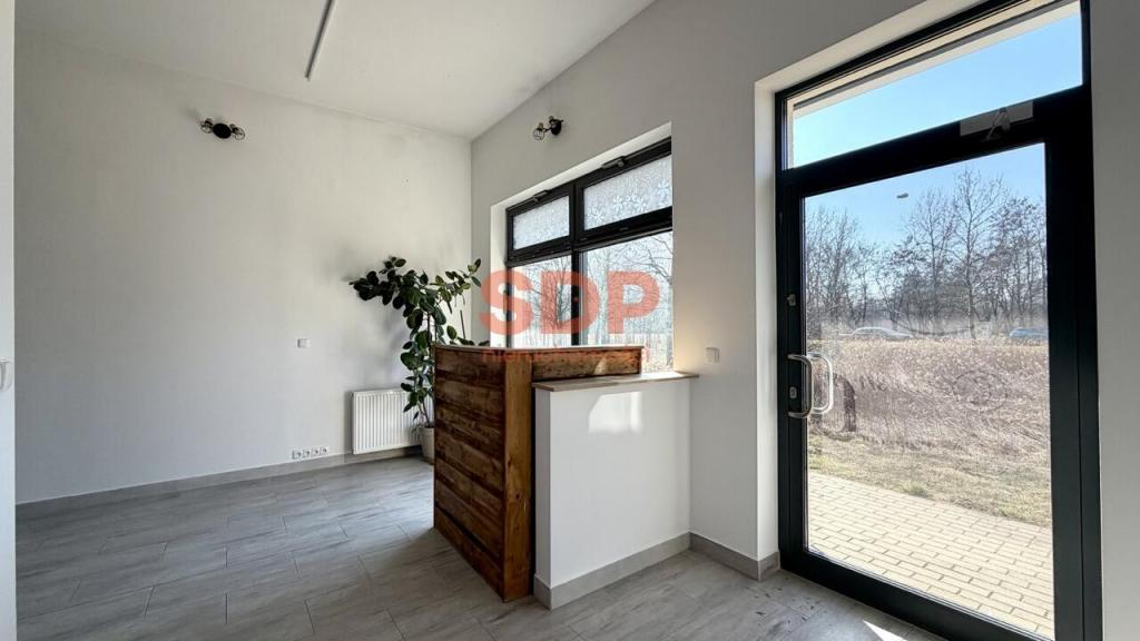 Lokal usługowy do wynajęcia, 57 m², Wrocław, Fabryczna, Królewiecka - zdjęcie 2
