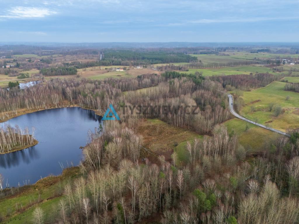 Malownicza działka budowlana z własnym jeziorem - zdjęcie 18