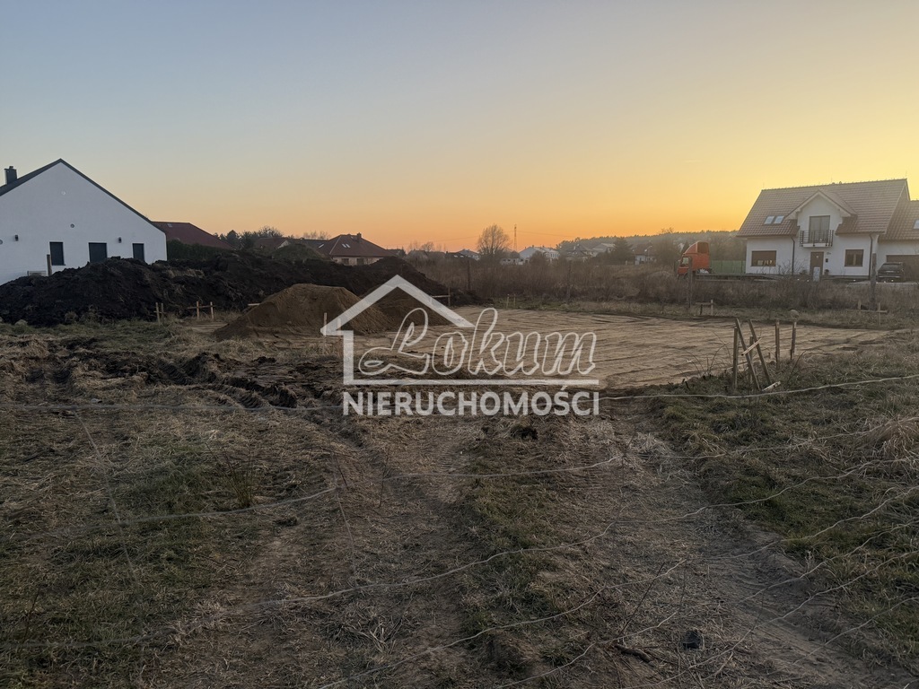 Działka budowlana 937&nbsp;m², Mierzyn - zdjęcie 1