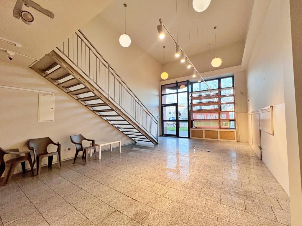 Lokal usługowy do wynajęcia, 140 m², Wrocław, Krzyki, Przyjaźni - zdjęcie 2