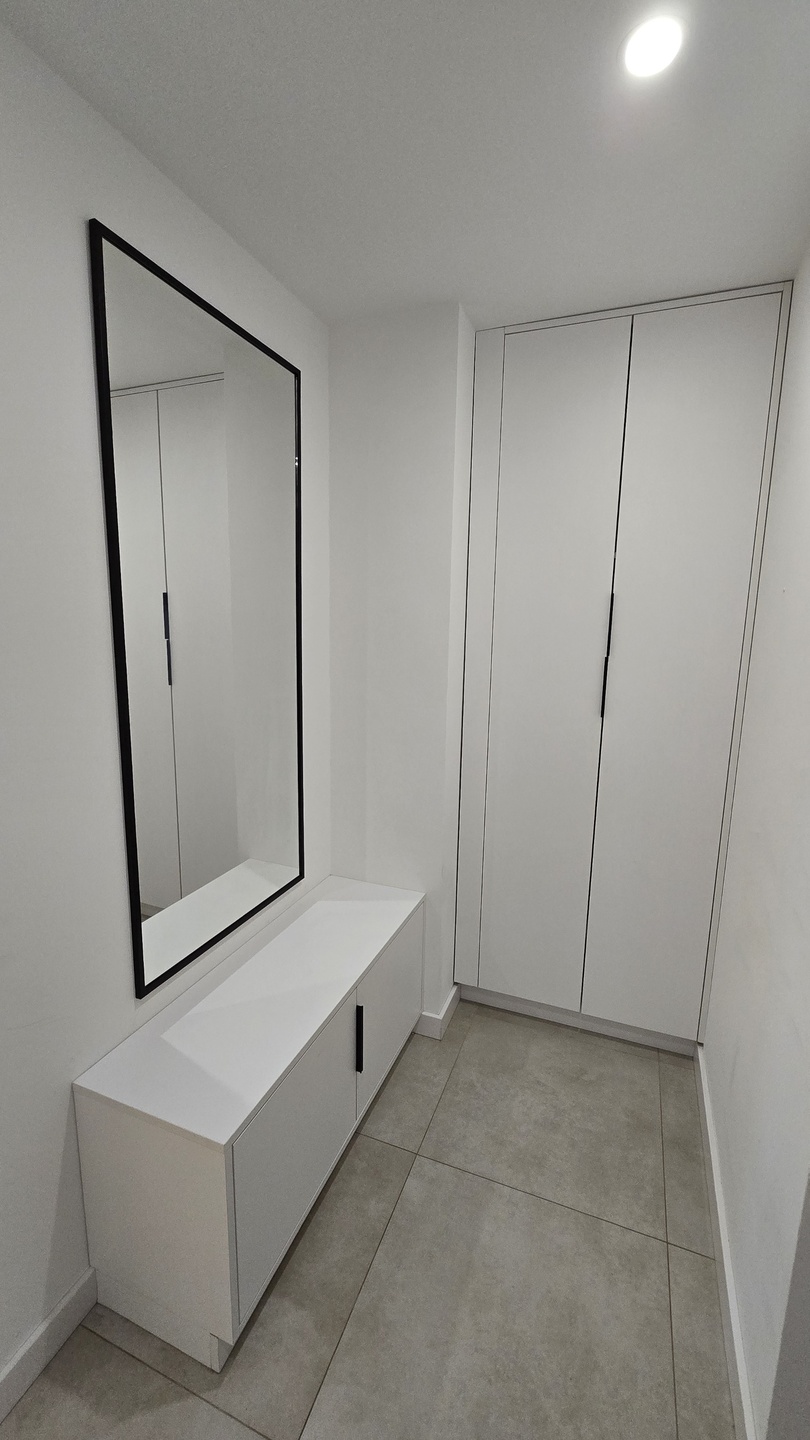 BEZ PROWIZJI - os. Paderewskiego, kompaktowe 2 pokoje, niski blok z windą, duży balkon, klimatyzacja! - zdjęcie 11