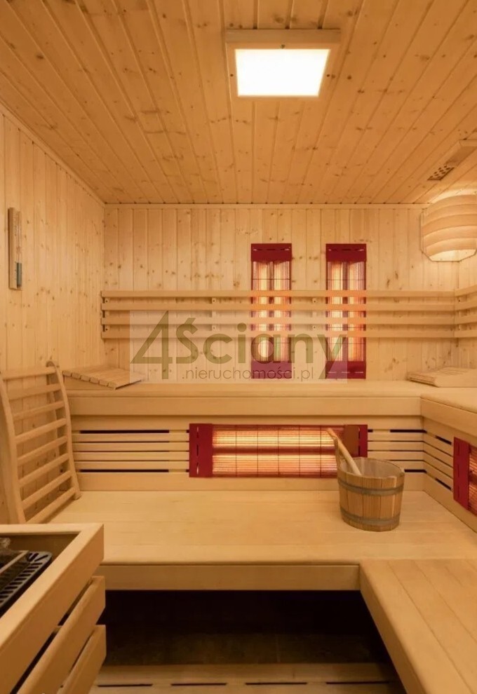 Dom 600&nbsp;m², Królewo - zdjęcie 12