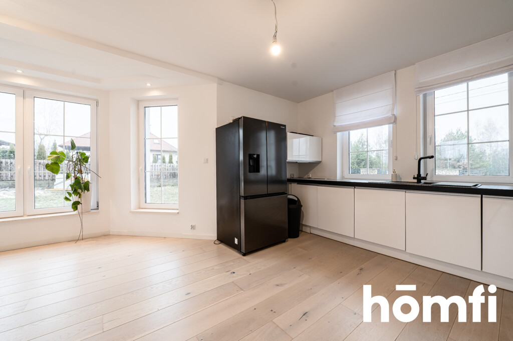 Dom 280 m², Janików - zdjęcie 3
