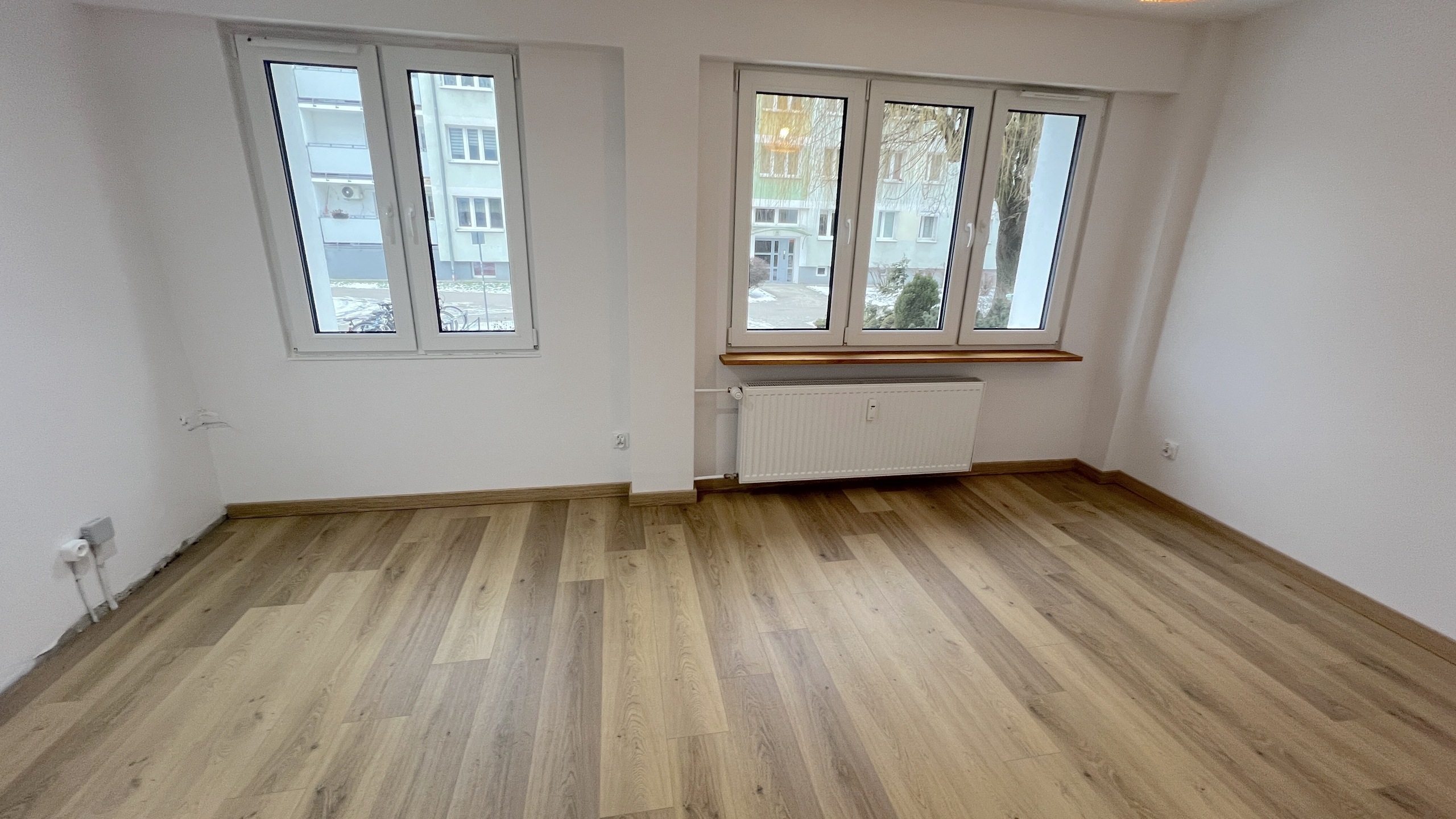 Kawalerka po generalnym remoncie. W pobliżu pełna infrastruktura - zdjęcie 11