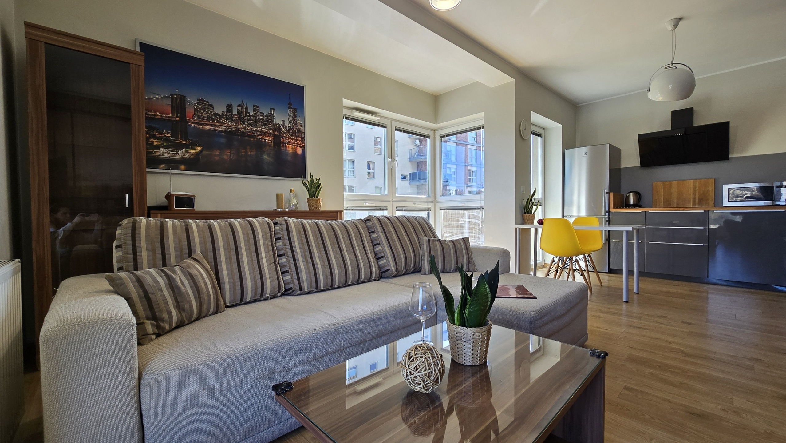 o/SCC Dębowe Tarasy 2 pok strzeżone osiedle , garaż podziemny - zdjęcie 1