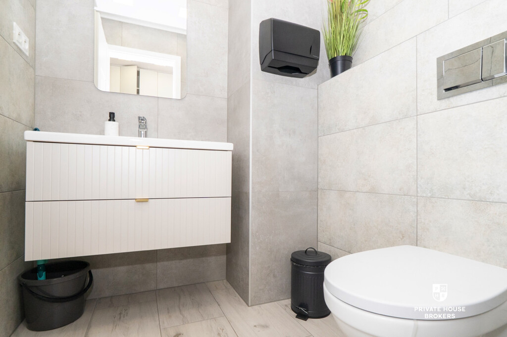 Lokal usługowy na sprzedaż, 83,74&nbsp;m², Kraków, Podgórze, Nowohucka - zdjęcie 3