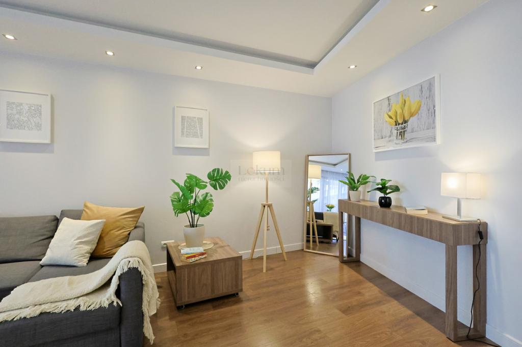 Apartament przy Browarach Warszawskich - zdjęcie 3