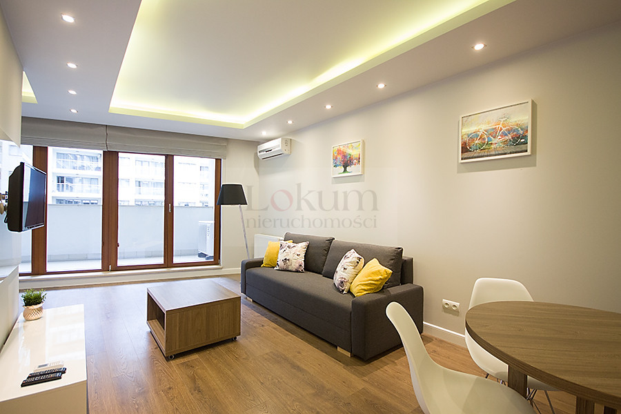 Apartament przy Browarach Warszawskich - zdjęcie 1