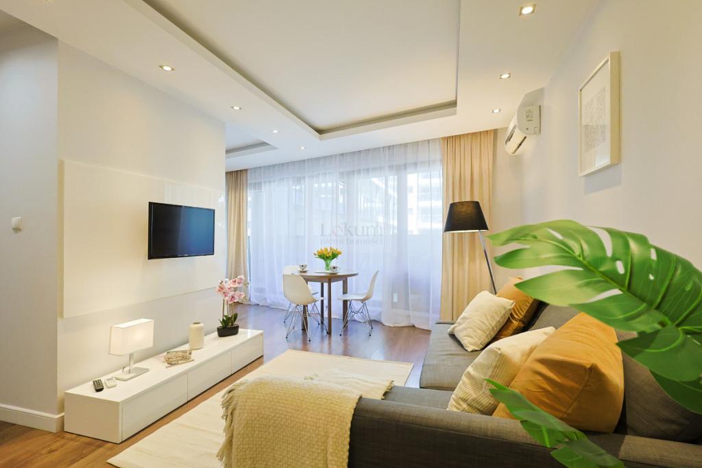 Apartament przy Browarach Warszawskich - zdjęcie 10