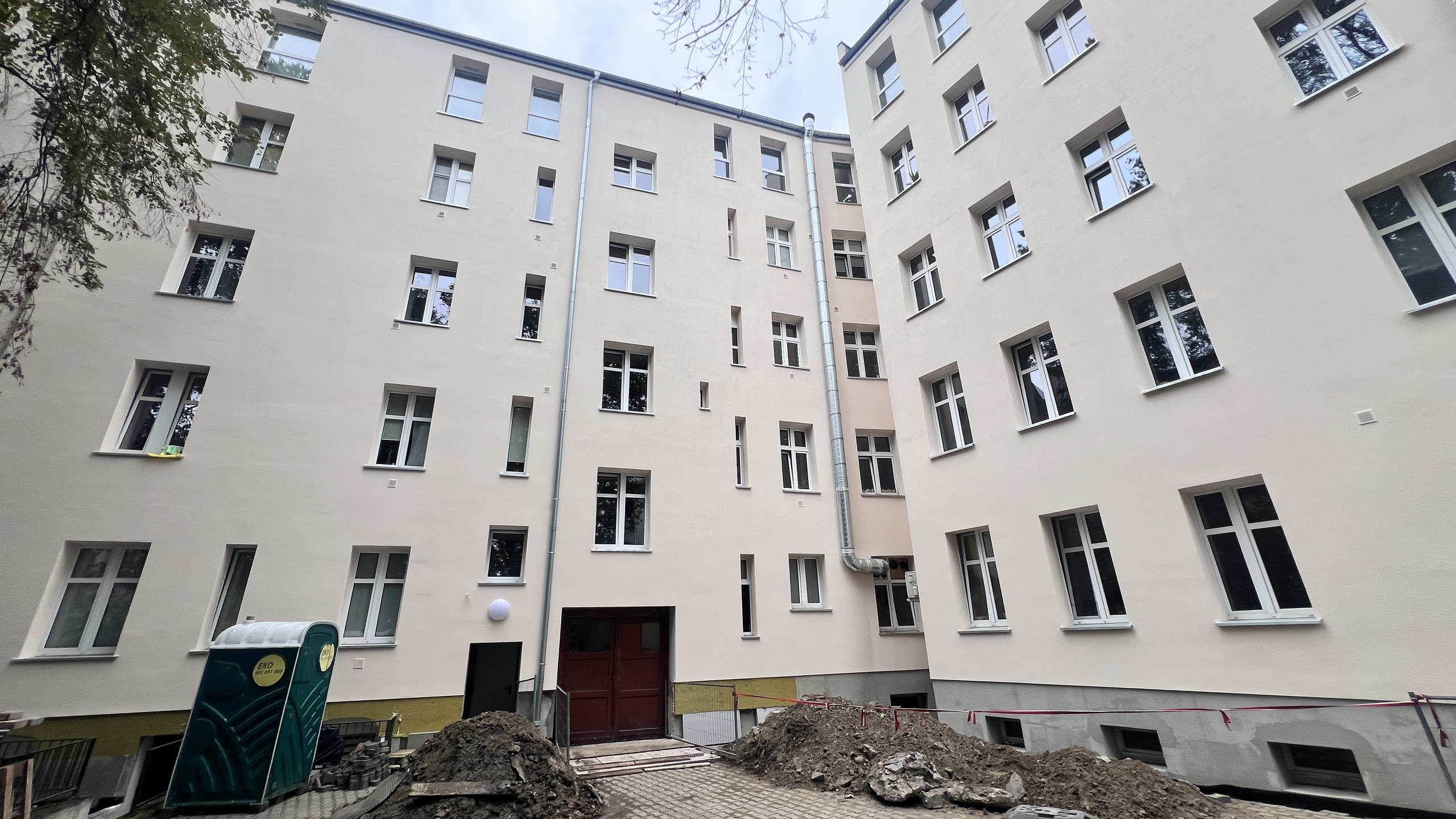 2 pokoje w bardzo dobrej lokalizacji - zdjęcie 18