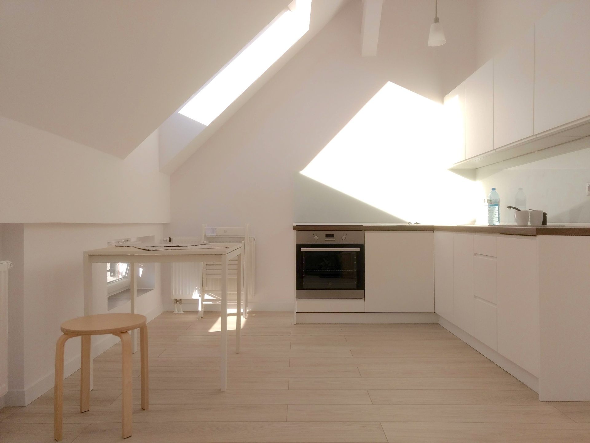 2 pokoje w bardzo dobrej lokalizacji - zdjęcie 15