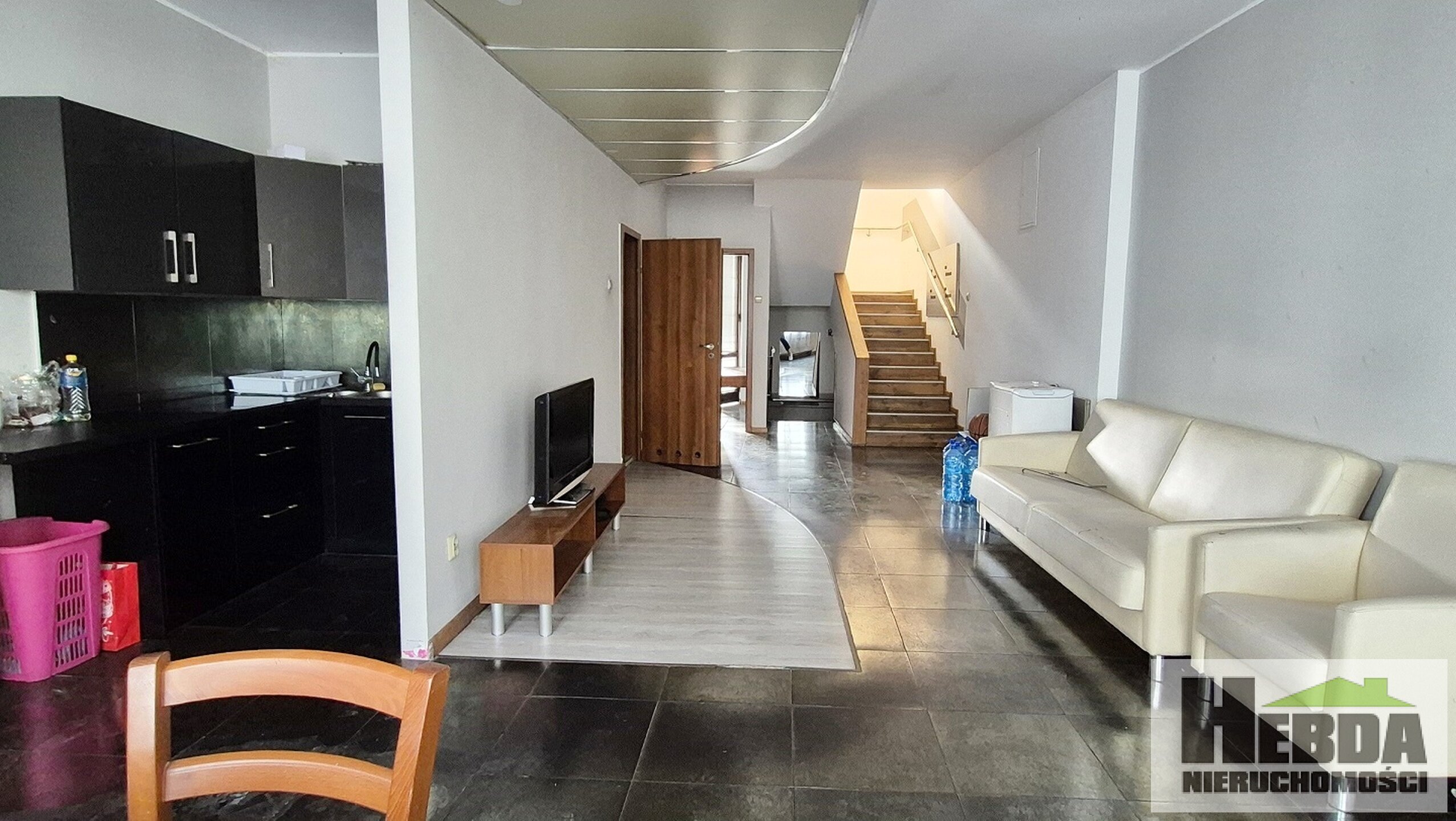 Tarnów, ul.Wałowa, 2 poziomowy lokal , pod usługi; kosmetyczne, fryzjerskie, mieszkalne, biurowe - zdjęcie 5