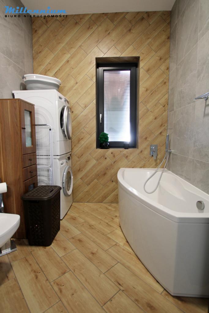 Nowoczesny i energooszczędny  dom w Gniewinie - zdjęcie 20