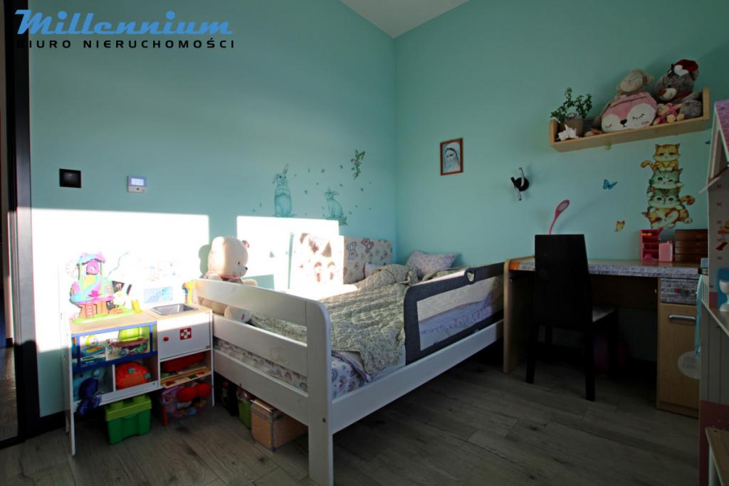 Nowoczesny i energooszczędny  dom w Gniewinie - zdjęcie 15