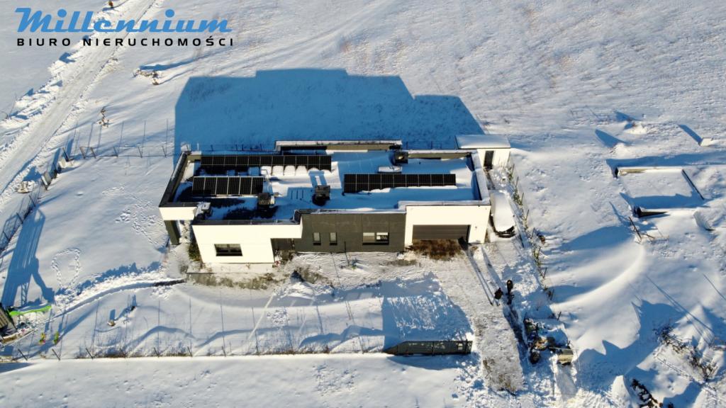 Nowoczesny i energooszczędny  dom w Gniewinie - zdjęcie 23