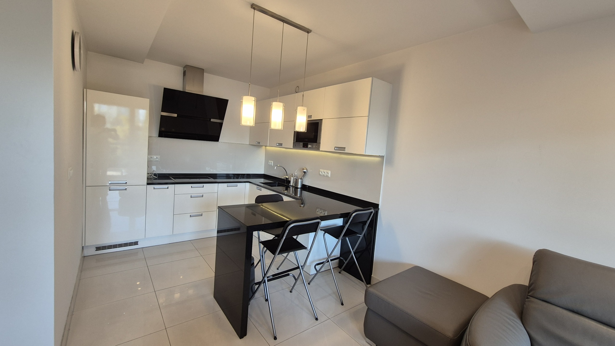 o/SCC Dębowe Tarasy 64 m2 apartament z ogrodem garażem komorką lokatorską - zdjęcie 13