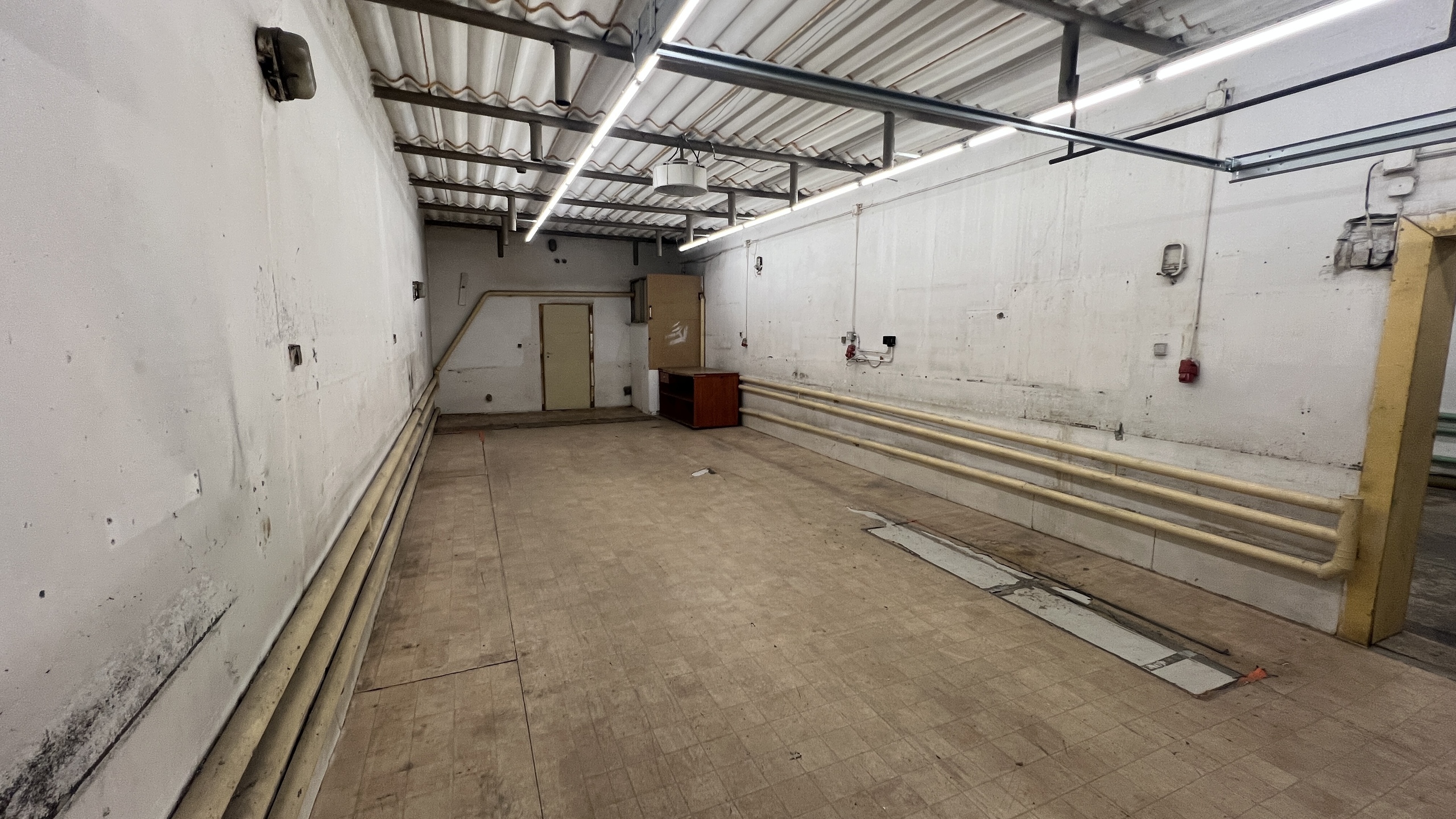 Do wynajęcia hala 130 m² - Luboń, blisko A2 - zdjęcie 11