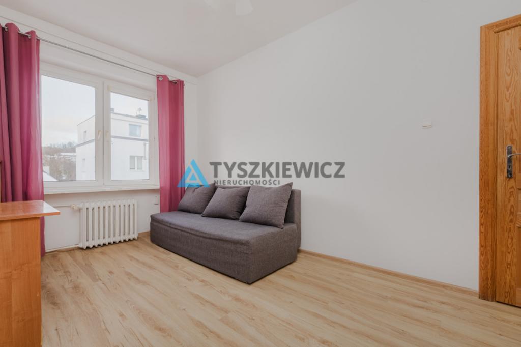 Mieszkanie z oknami od podwórka, słoneczne. - zdjęcie 3