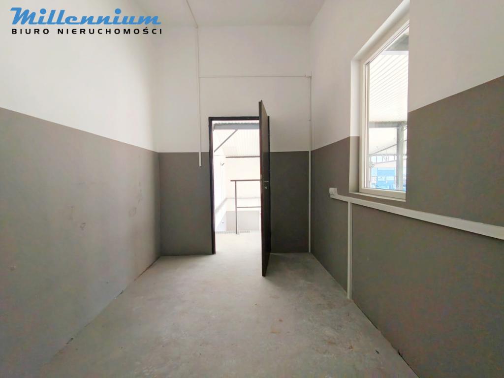 Hala magazynowo-produkcyjna z biurem i placem - zdjęcie 8